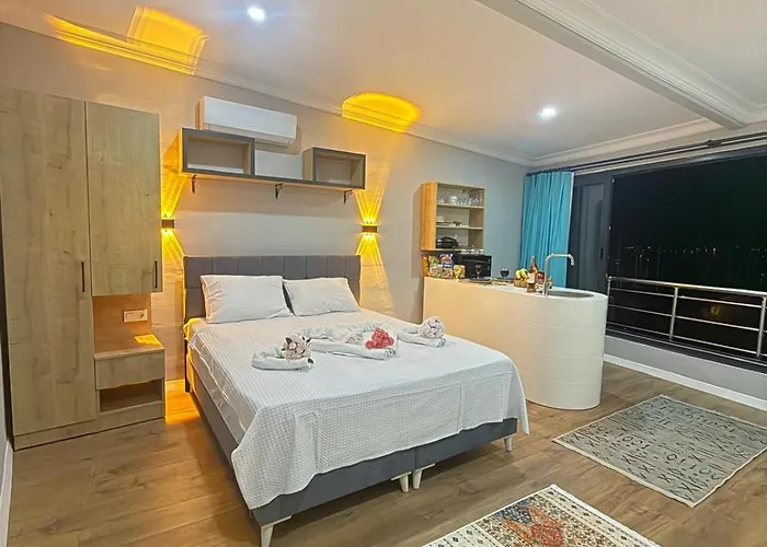 Old Town * フェティエ